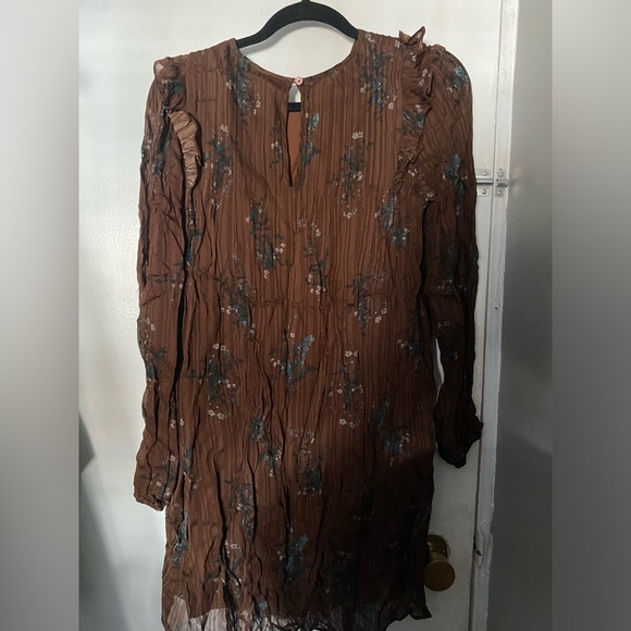 Aritzia Paulina Dress - Picture 3 of 3